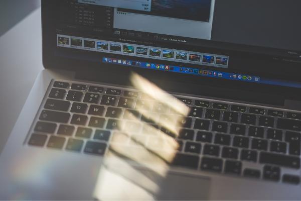 踢球者本期德甲边后卫排名：莱默尔、劳姆和曹法尔洲际级