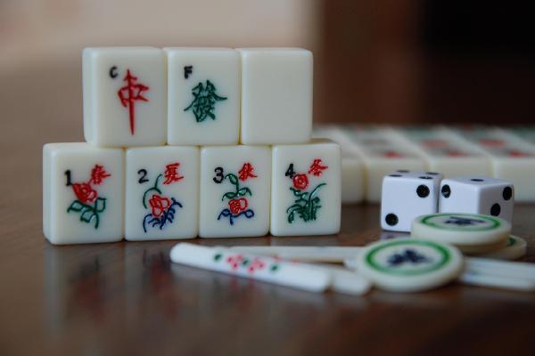 记者：阿莫林下课后，齐尔克泽冬窗离开曼联的大门暂时被关闭