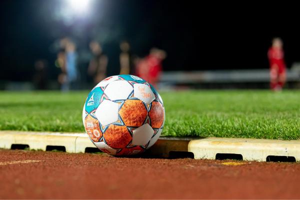 世体：因患严重流感，德拉富恩特无缘现场观战西班牙超级杯